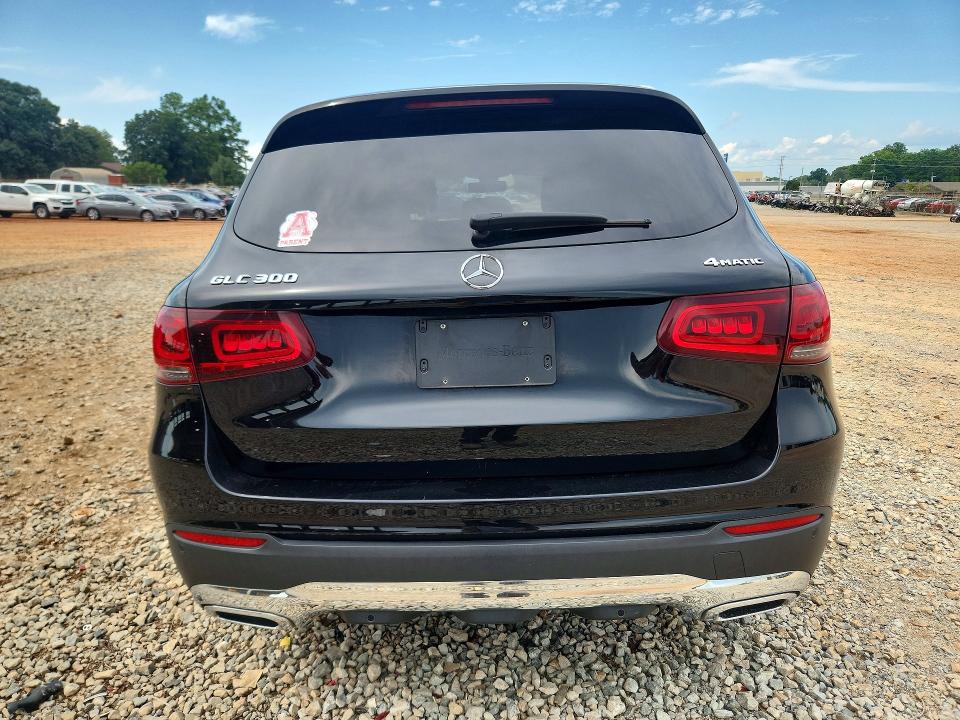 64493206 :رقم المزاد ، W1N0G8EBXMF875750 vin ، 2021 Mercedes-benz Glc مزاد بيع