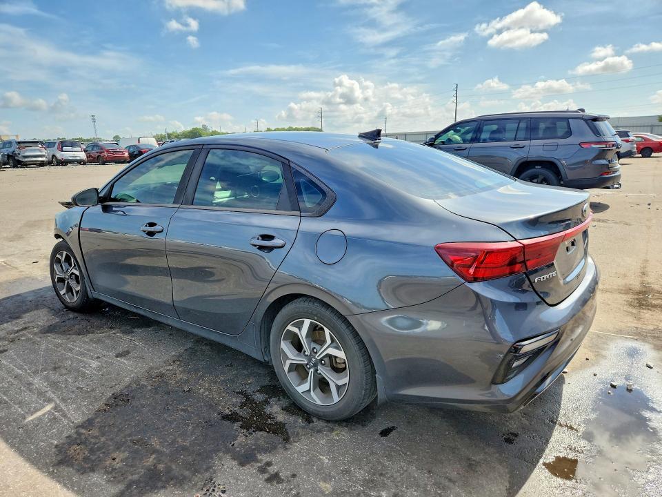 2019 Kia Forte მანქანა იყიდება აუქციონზე, vin: 3KPF24AD1KE097068, აუქციონის ნომერი: 64385146