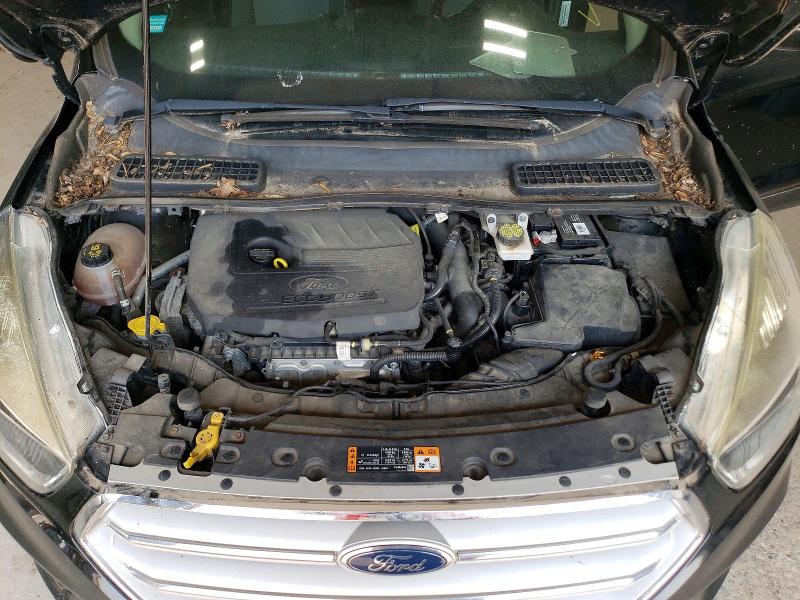 64497826 :رقم المزاد ، 1FMCU9GD5JUB15990 vin ، 2018 Ford Escape مزاد بيع
