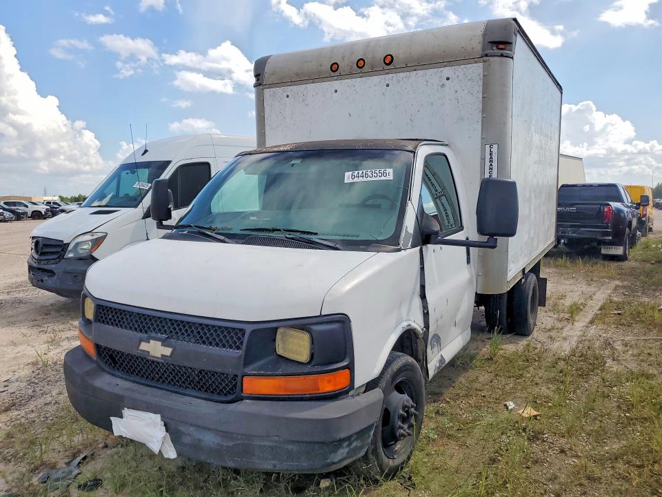 2003 Chevrolet Express მანქანა იყიდება აუქციონზე, vin: 1GBHG31U631171923, აუქციონის ნომერი: 64463556