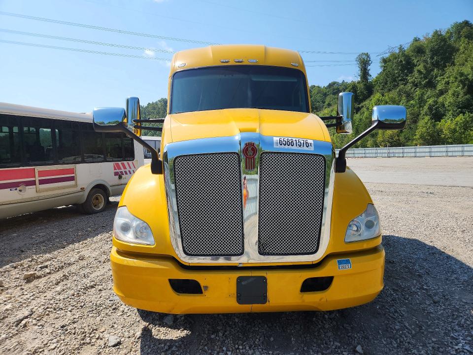 Продаж на аукціоні авто 2019 Kenworth T680, vin: 1XKYD49XXKJ221721, номер лоту: 65881576