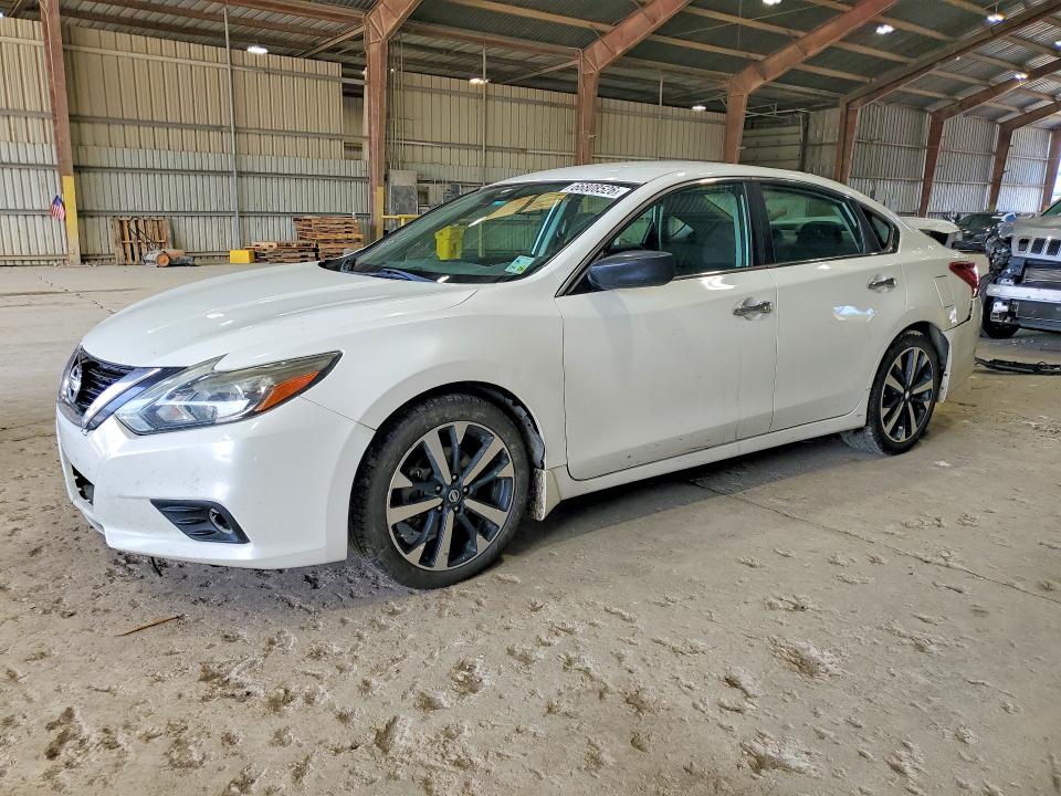 Продаж на аукціоні авто 2018 Nissan Altima, vin: 1N4AL3AP1JC124843, номер лоту: 66808526