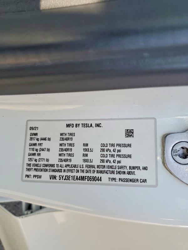 2021 Tesla Model 3 მანქანა იყიდება აუქციონზე, vin: 5YJ3E1EA4MF069044, აუქციონის ნომერი: 64330396