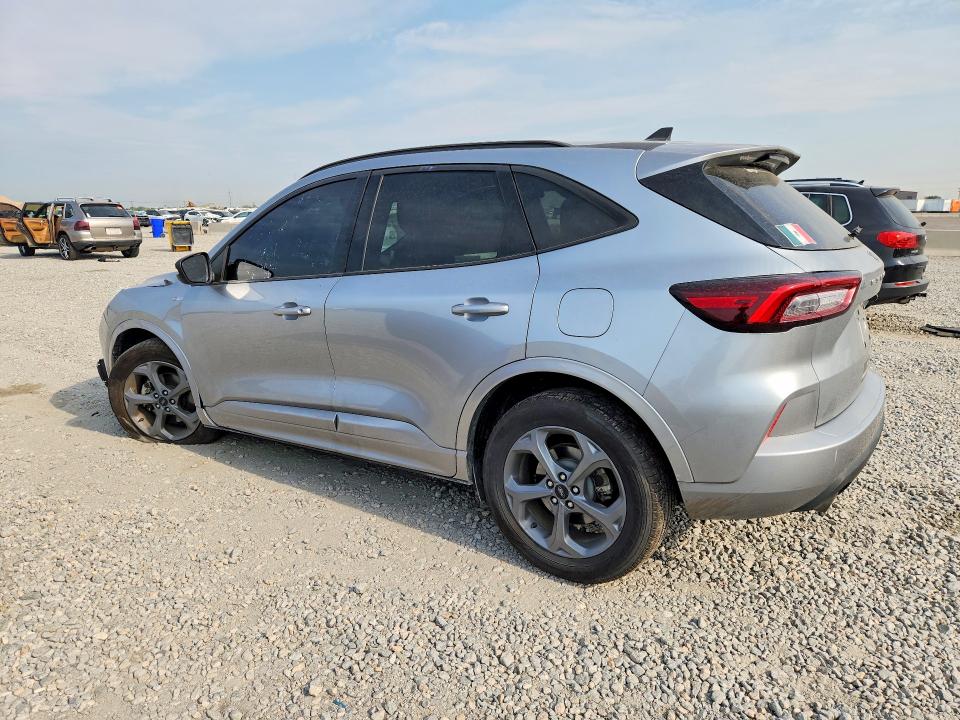 64695556 :رقم المزاد ، 1FMCU9MN3PUA59182 vin ، 2023 Ford Escape مزاد بيع