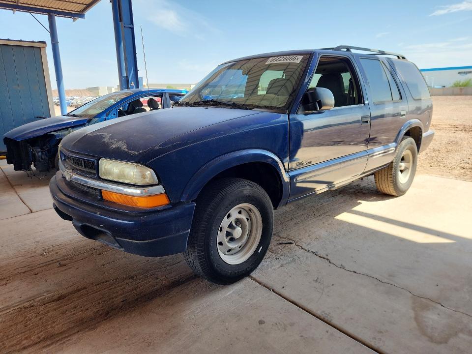 66828066 :رقم المزاد ، 1GNCS13W22K229811 vin ، 2002 Chevrolet Blazer مزاد بيع