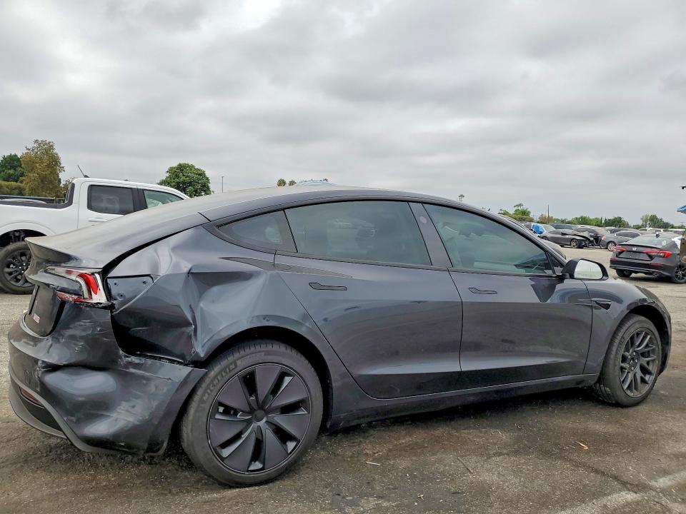 2026 Tesla Model 3 მანქანა იყიდება აუქციონზე, vin: 5YJ3E1EA5TF196402, აუქციონის ნომერი: 65265866