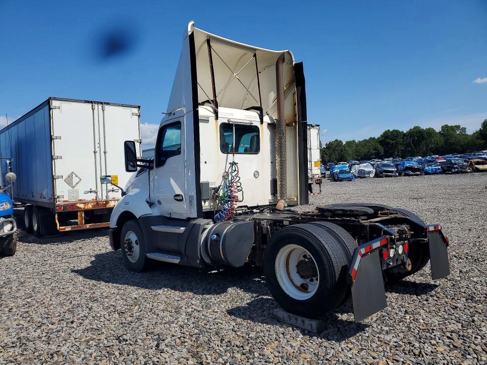 2016 Kenworth T680 მანქანა იყიდება აუქციონზე, vin: 1XKYA48X3GJ496378, აუქციონის ნომერი: 61968216