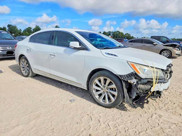65743366 :رقم المزاد ، 1G4GB5G32EF102437 vin ، 2014 Buick Lacrosse مزاد بيع
