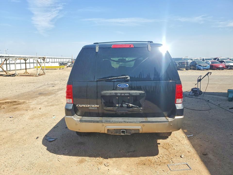 2004 Ford Expedition მანქანა იყიდება აუქციონზე, vin: 1FMFU18L44LA54839, აუქციონის ნომერი: 65281156