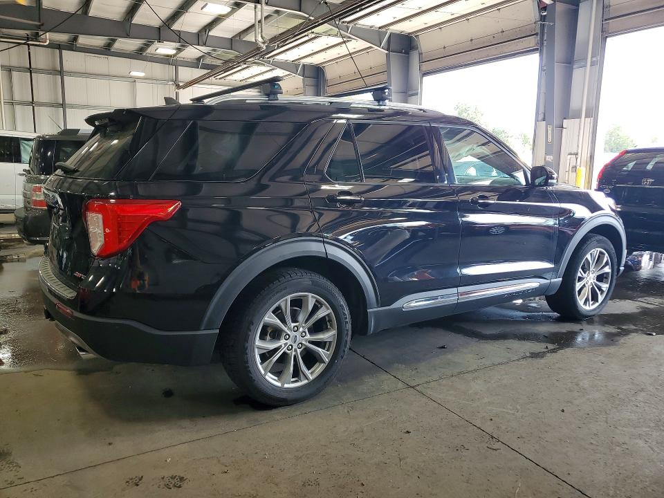 Продажа на аукционе авто 2022 Ford Explorer, vin: 1FMSK8FH5NGB16416, номер лота: 64612256
