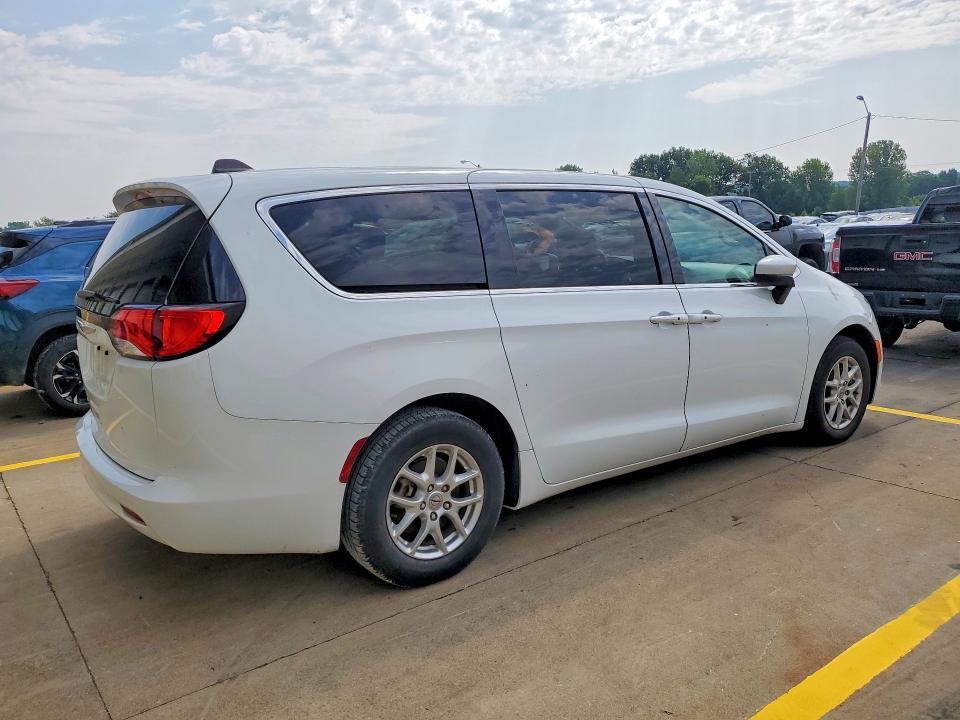 2022 Chrysler Voyager მანქანა იყიდება აუქციონზე, vin: 2C4RC1CG0NR120861, აუქციონის ნომერი: 64390976