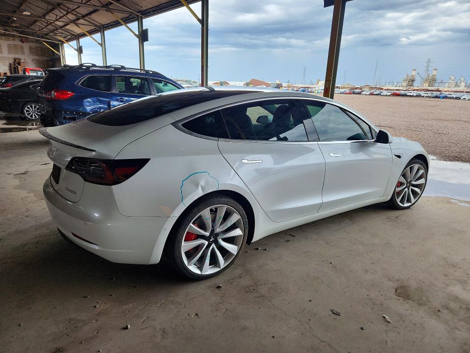 Продажа на аукционе авто 2019 Tesla Model 3, vin: 5YJ3E1EBXKF514179, номер лота: 67185286