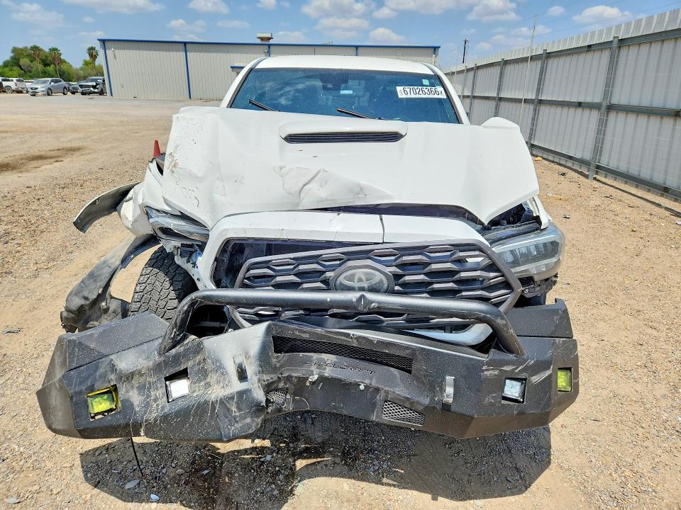 2022 Toyota Tacoma მანქანა იყიდება აუქციონზე, vin: 3TMCZ5AN5NM463640, აუქციონის ნომერი: 67026366