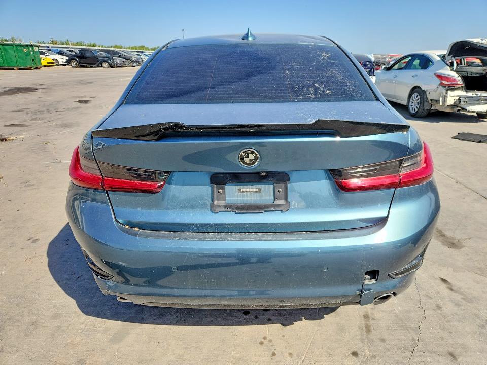 59688306 :رقم المزاد ، 3MW5R1J09L8B07250 vin ، 2020 Bmw 330i مزاد بيع