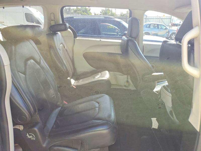65603676 :رقم المزاد ، 2C4RC1BG8LR139057 vin ، 2020 Chrysler Pacifica مزاد بيع