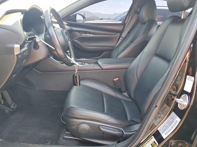 64484956 :رقم المزاد ، JM1BPAKL7M1336889 vin ، 2021 Mazda 3 مزاد بيع