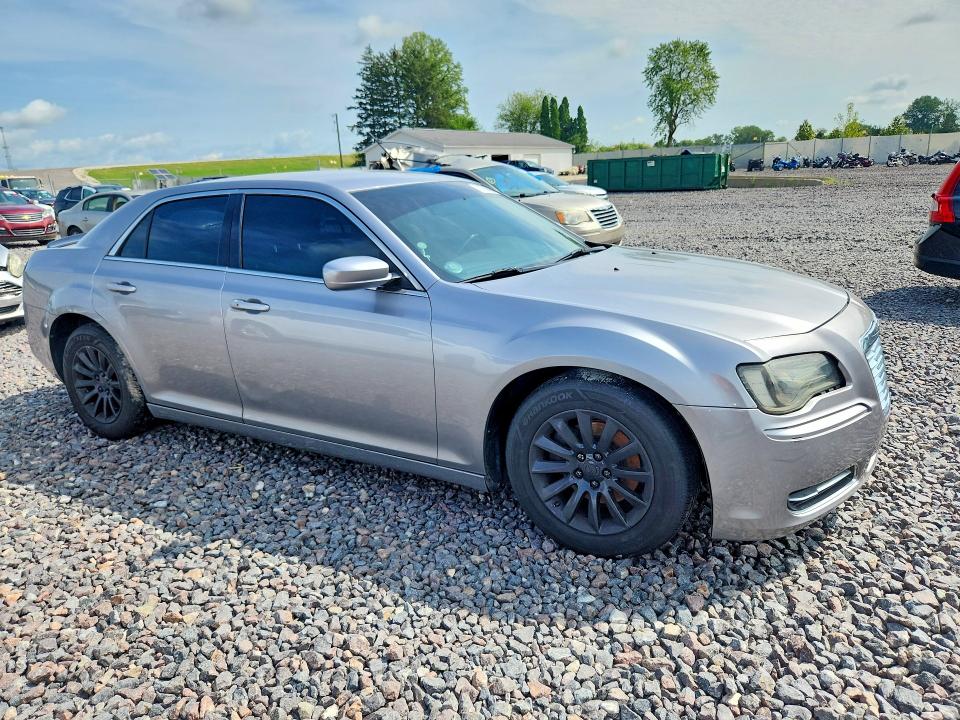 65755896 :رقم المزاد ، 2C3CCAAG5EH327216 vin ، 2014 Chrysler 300 مزاد بيع