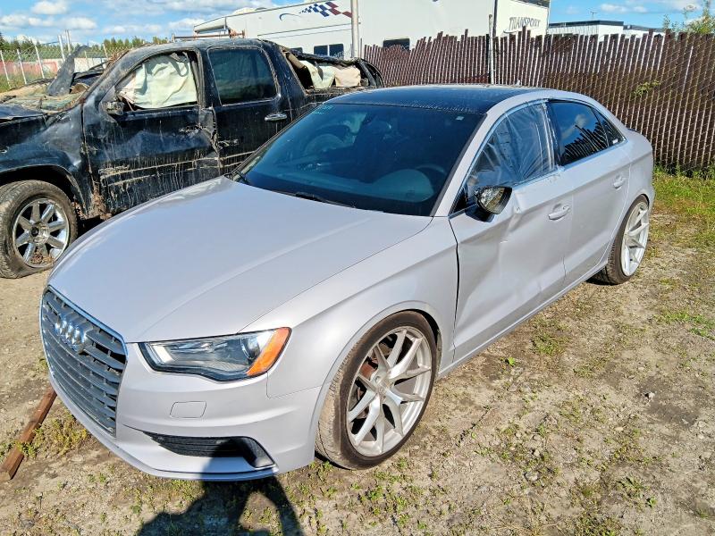 62722586 :رقم المزاد ، WAUBFGFF9F1070544 vin ، 2015 Audi A3 مزاد بيع