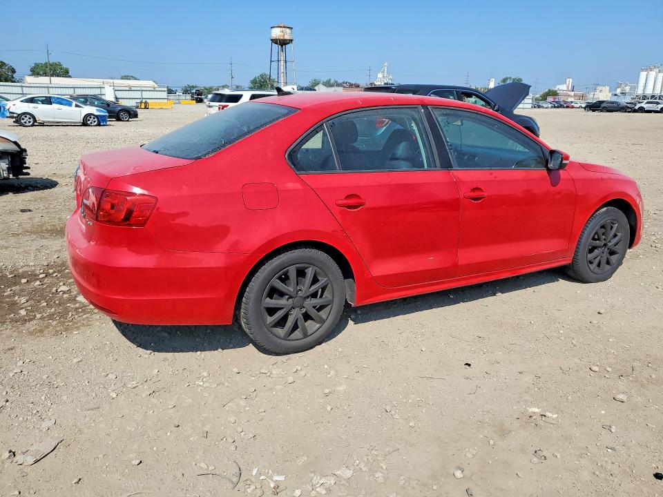 66829476 :رقم المزاد ، 3VWDX7AJ1BM388415 vin ، 2011 Volkswagen Jetta مزاد بيع