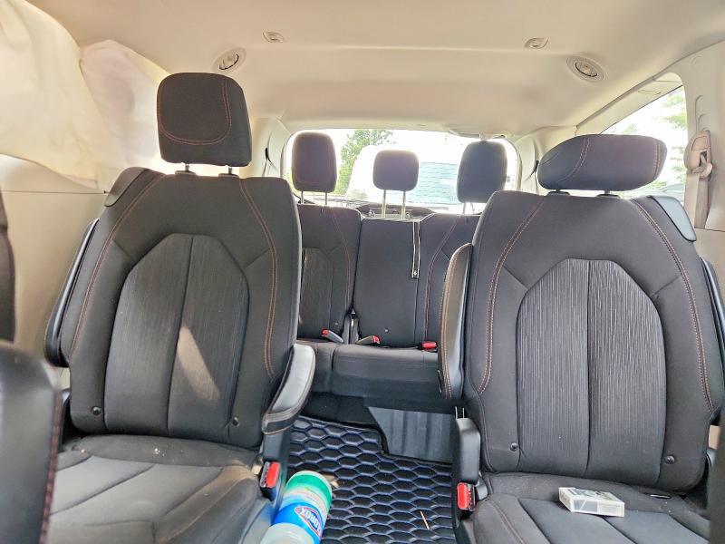 65193016 :رقم المزاد ، 2C4RC1FG2LR136746 vin ، 2020 Chrysler Pacifica مزاد بيع