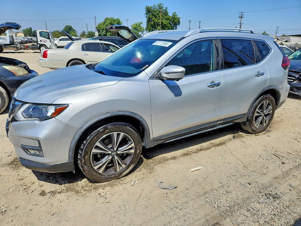 Продаж на аукціоні авто 2018 Nissan Rogue, vin: JN8AT2MV7JW318391, номер лоту: 63772996