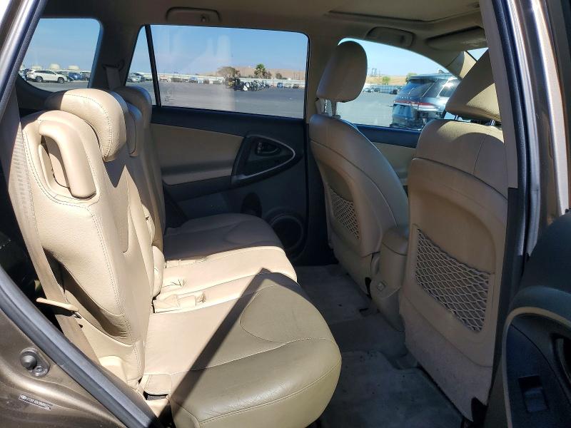 63525406 :رقم المزاد ، 2T3YF4DV3BW081721 vin ، 2011 Toyota Rav4 مزاد بيع