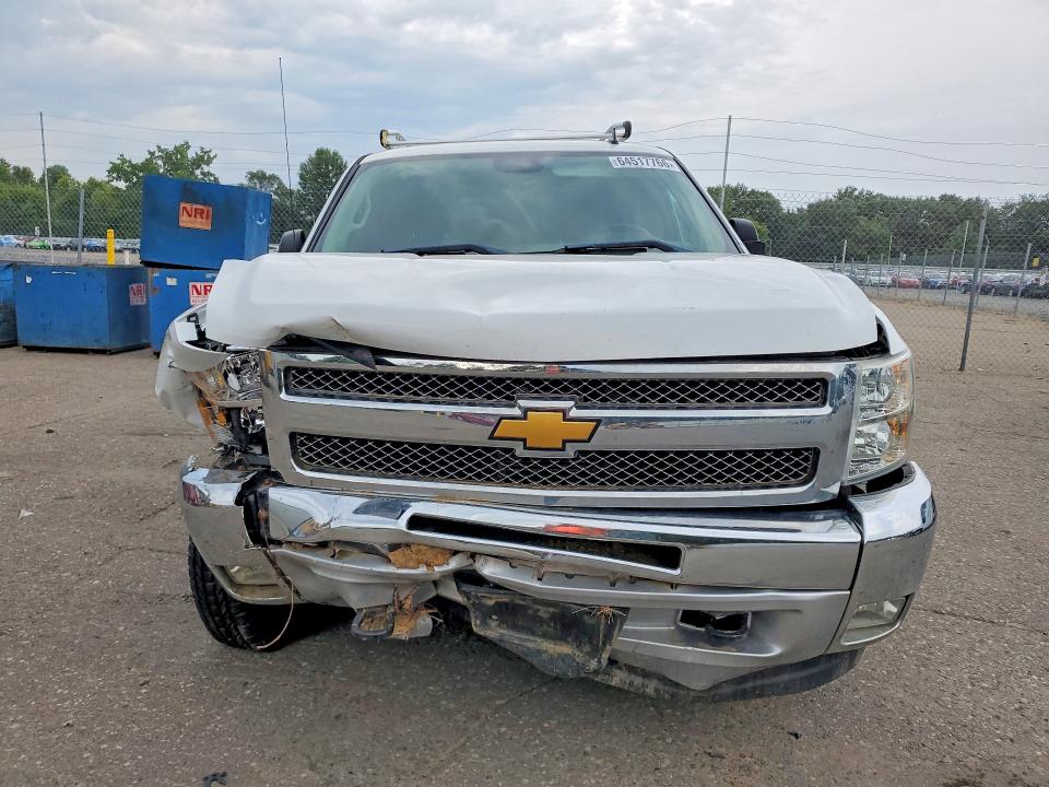 64517766 :رقم المزاد ، 1GCRKSE72DZ150096 vin ، 2013 Chevrolet Silverado مزاد بيع