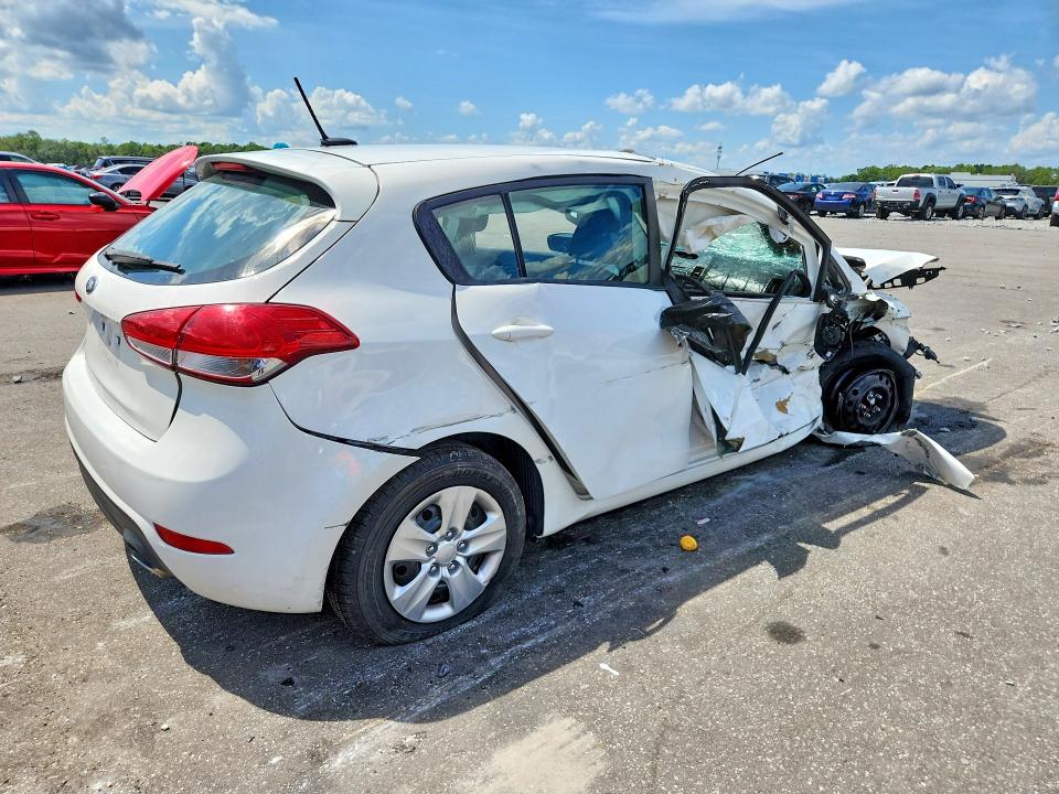 Продаж на аукціоні авто 2017 Kia Forte5, vin: KNAFK5A89H5704781, номер лоту: 64366886