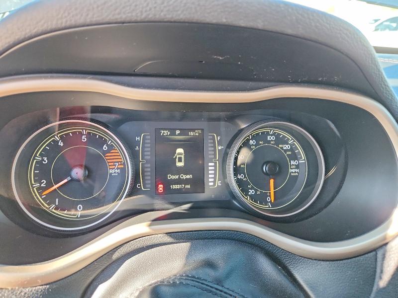 65310326 :رقم المزاد ، 1C4PJMCB3HW575802 vin ، 2017 Jeep Cherokee مزاد بيع
