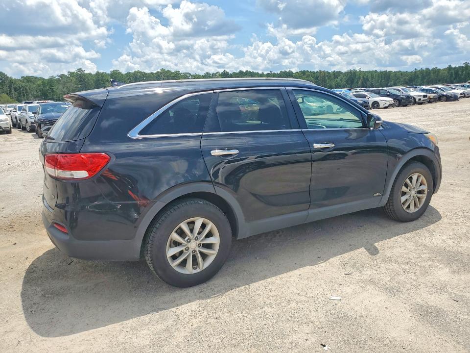 64535856 :رقم المزاد ، 5XYPGDA33HG293943 vin ، 2017 Kia Sorento مزاد بيع