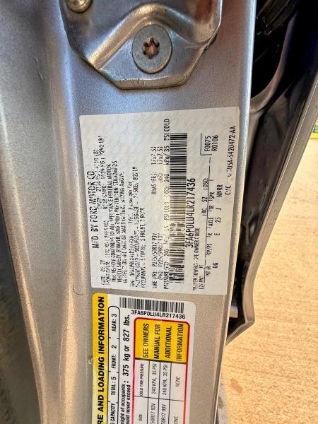 61452766 :رقم المزاد ، 3FA6P0LU4LR217436 vin ، 2020 Ford Fusion مزاد بيع