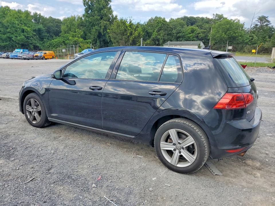 65240416 :رقم المزاد ، 3VW217AU4HM027921 vin ، 2017 Volkswagen Golf مزاد بيع
