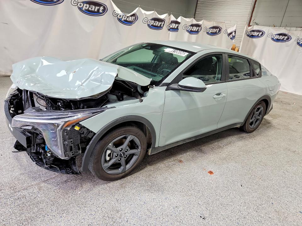 2026 Kia K4 მანქანა იყიდება აუქციონზე, vin: 3KPFT4DE9TE248385, აუქციონის ნომერი: 64410686