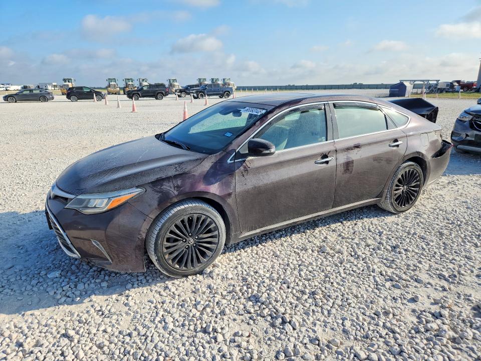 66893756 :رقم المزاد ، 4T1BK1EB7JU277463 vin ، 2018 Toyota Avalon مزاد بيع