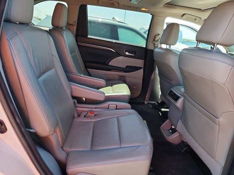65471556 :رقم المزاد ، 5TDYKRFH6FS065746 vin ، 2015 Toyota Highlander مزاد بيع
