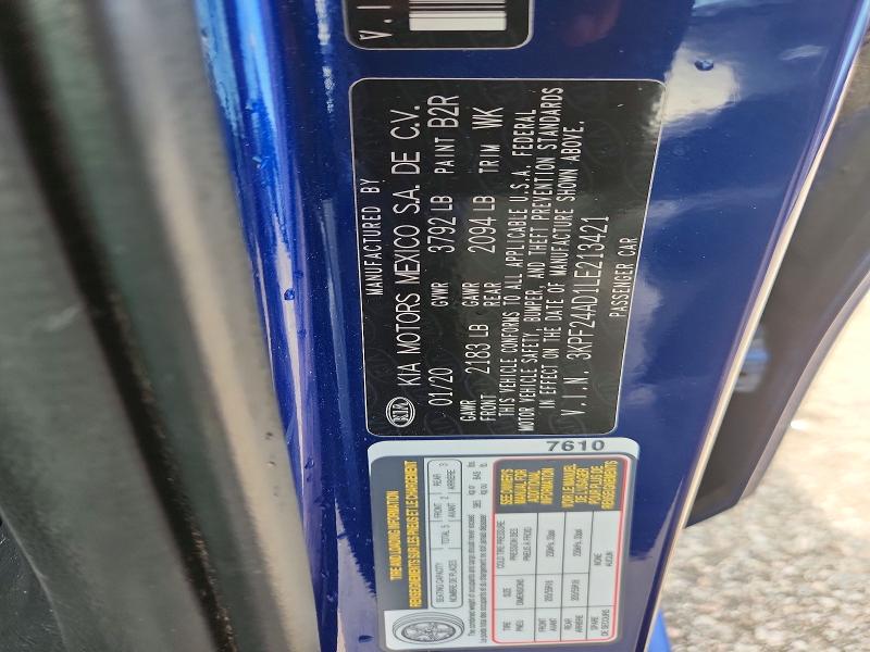 2020 Kia Forte მანქანა იყიდება აუქციონზე, vin: 3KPF24AD1LE213421, აუქციონის ნომერი: 64527746