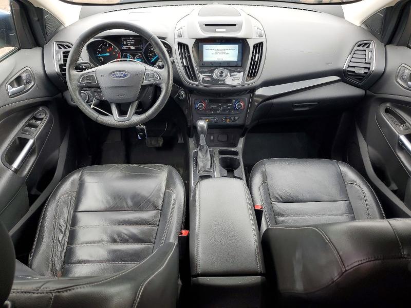 64194996 :رقم المزاد ، 1FMCU9J91JUA09881 vin ، 2018 Ford Escape مزاد بيع