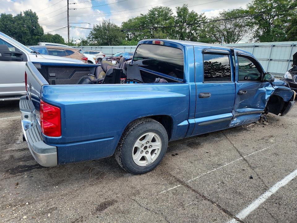 2005 Dodge Dakota მანქანა იყიდება აუქციონზე, vin: 1D7HE48N25S290545, აუქციონის ნომერი: 66084976