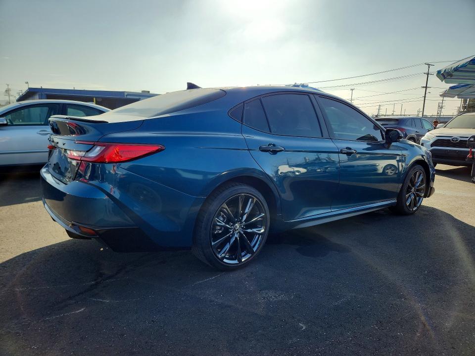 Продажа на аукционе авто 2026 Toyota Camry, vin: 4T1DAACK5TU656365, номер лота: 64130196