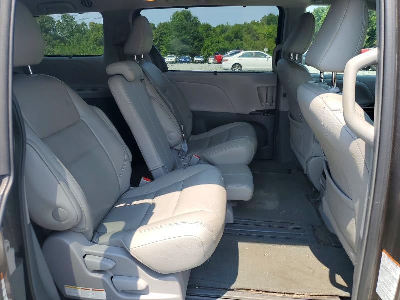 64832966 :رقم المزاد ، 5TDYK3DCXFS585243 vin ، 2015 Toyota Sienna مزاد بيع