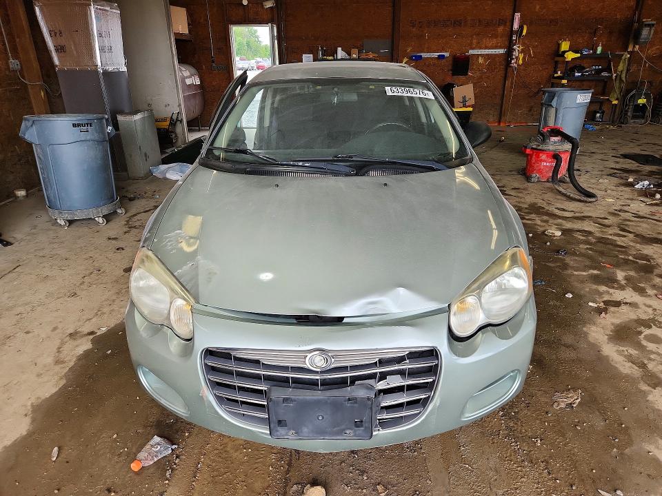 2004 Chrysler Sebring მანქანა იყიდება აუქციონზე, vin: 1C3EL46X84N201795, აუქციონის ნომერი: 63396576