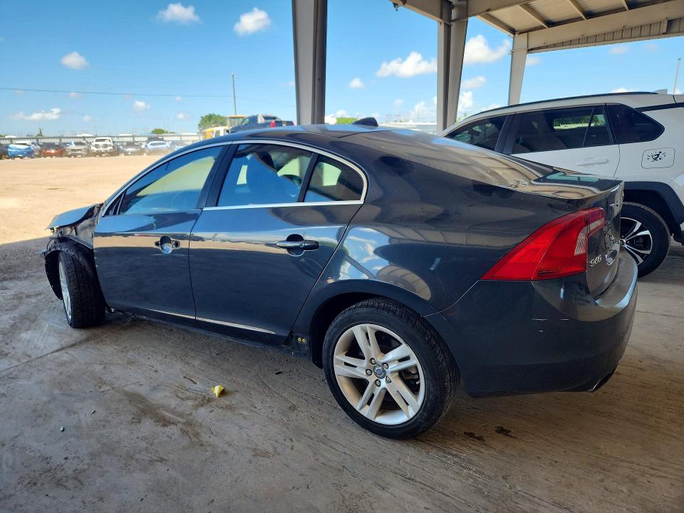 2015 Volvo S60 მანქანა იყიდება აუქციონზე, vin: YV140MFB2F1306065, აუქციონის ნომერი: 64632676