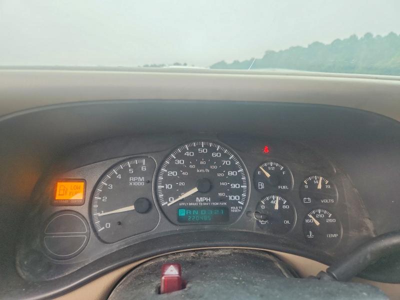 62882756 :رقم المزاد ، 3GNEC16Z02G202111 vin ، 2002 Chevrolet Suburban مزاد بيع