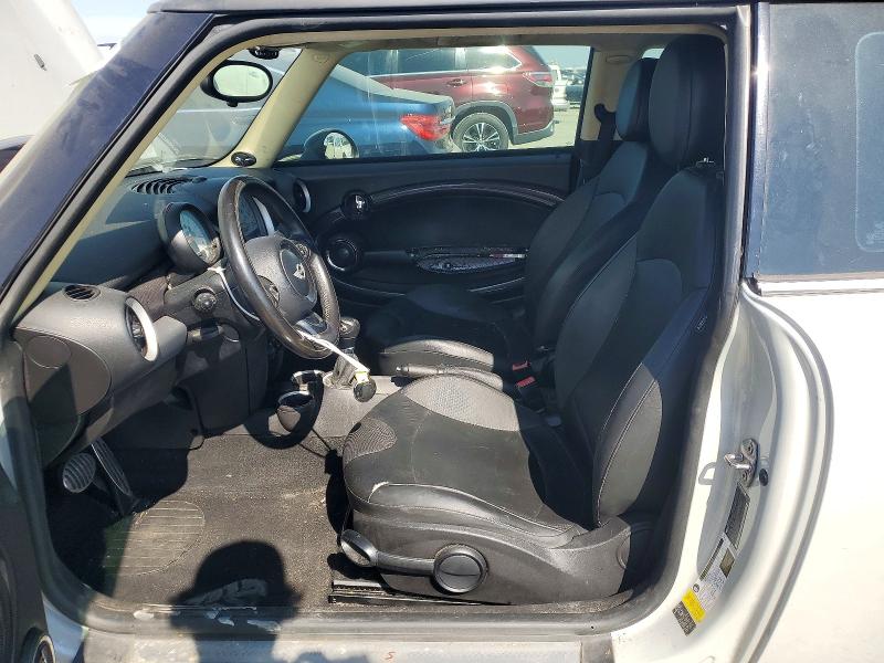 Продаж на аукціоні авто 2011 Mini Cooper, vin: WMWSV3C58BTY15306, номер лоту: 64692866