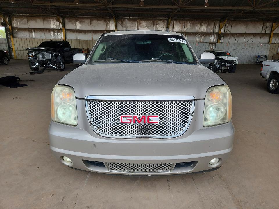 63831156 :رقم المزاد ، 1GKFK63858J236128 vin ، 2008 Gmc Yukon مزاد بيع