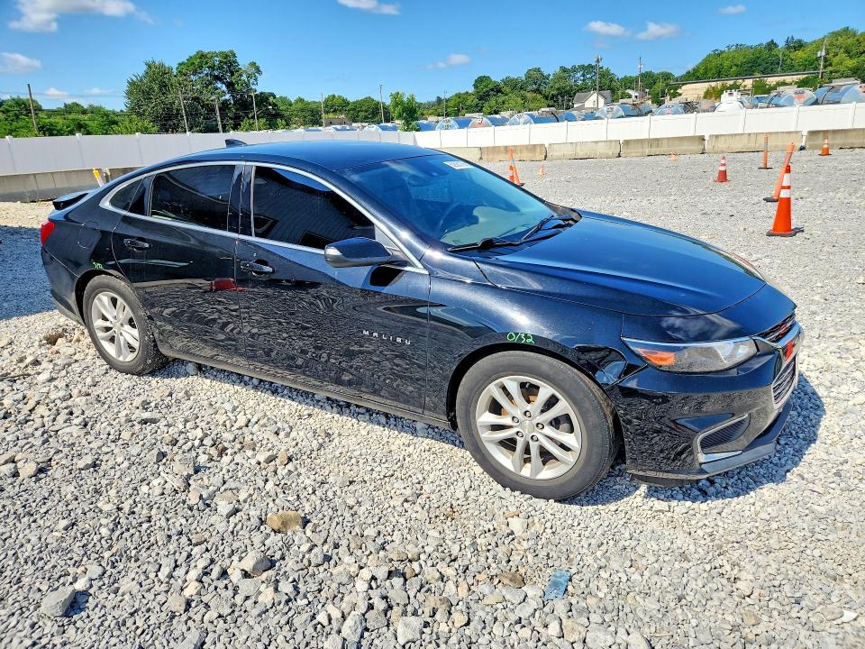 62883176 :رقم المزاد ، 1G1ZF5SU4JF184661 vin ، 2018 Chevrolet Malibu مزاد بيع