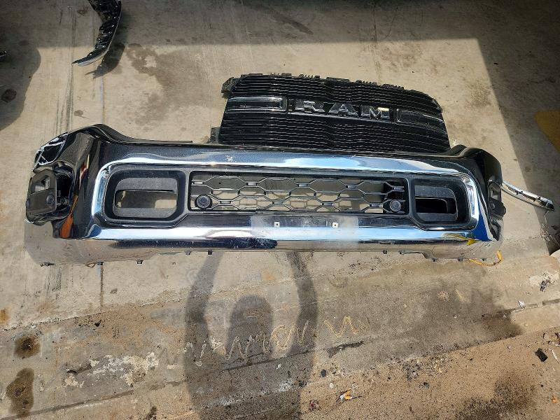 63363386 :رقم المزاد ، 3C6UR5DJ6KG699969 vin ، 2019 Ram 2500 مزاد بيع