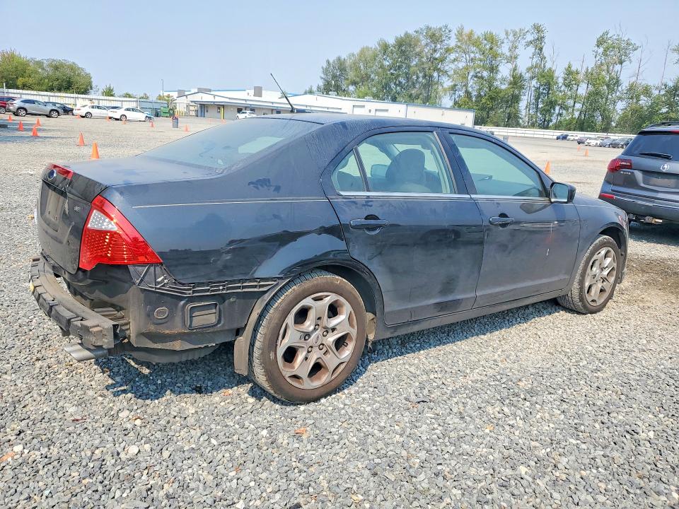 2010 Ford Fusion მანქანა იყიდება აუქციონზე, vin: 3FAHP0HA7AR202711, აუქციონის ნომერი: 65072186