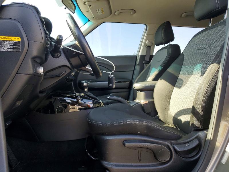 64827286 :رقم المزاد ، KNDJP3A57J7565513 vin ، 2018 Kia Soul مزاد بيع