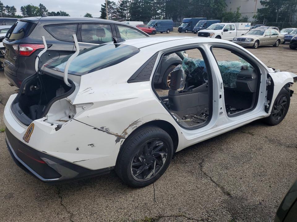 2024 Hyundai Elantra მანქანა იყიდება აუქციონზე, vin: KMHLM4DG6RU699376, აუქციონის ნომერი: 64044116